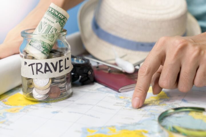 Budget Travel Tips 2026 720x480